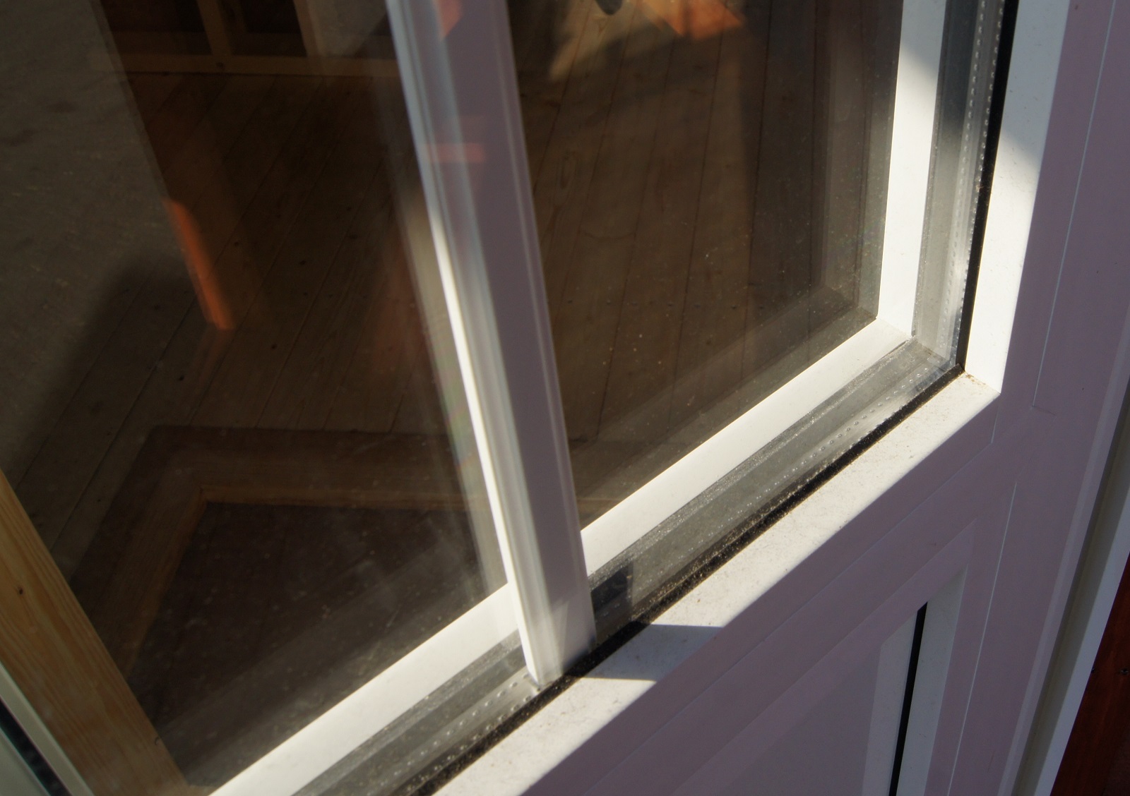 北海道の住宅窓は複層ガラスが当然で三枚ガラスやLow-Eガラスも